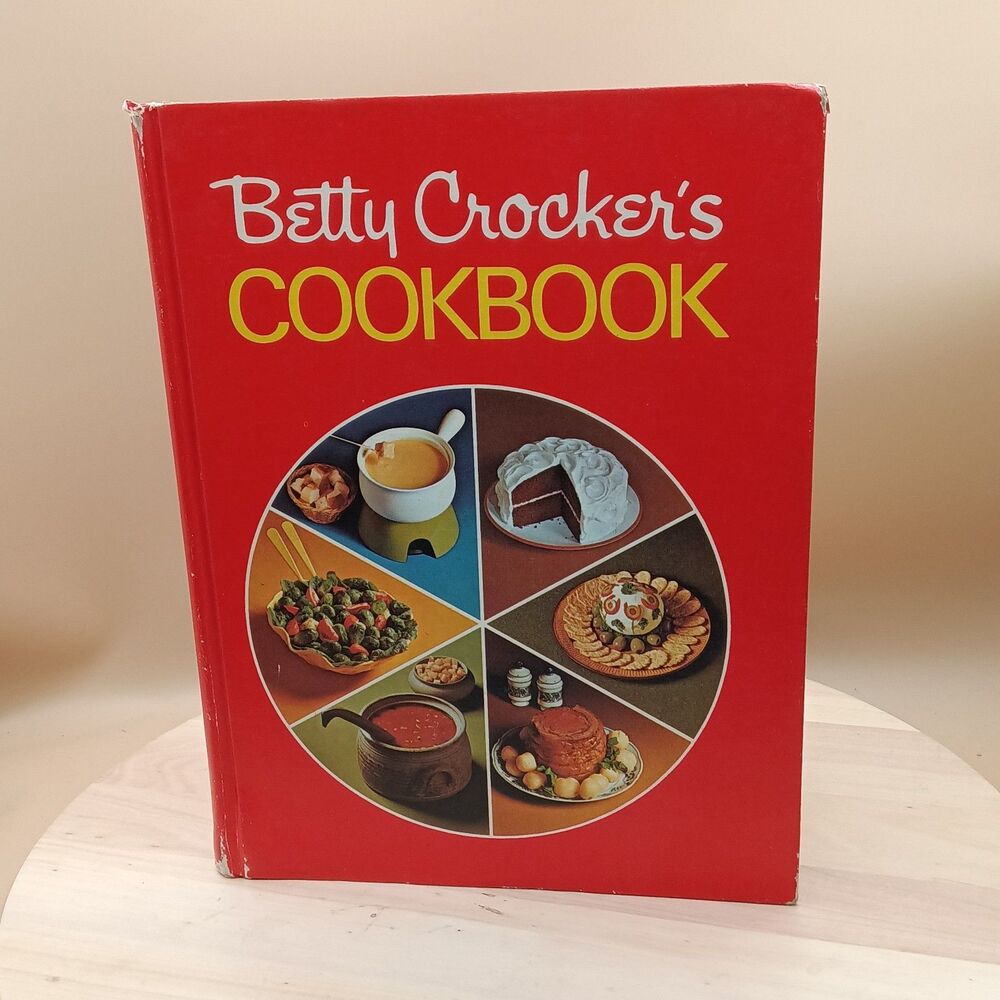 Betty Crocker's Cookbook 1973 Hardcover Golden Press 20th Print